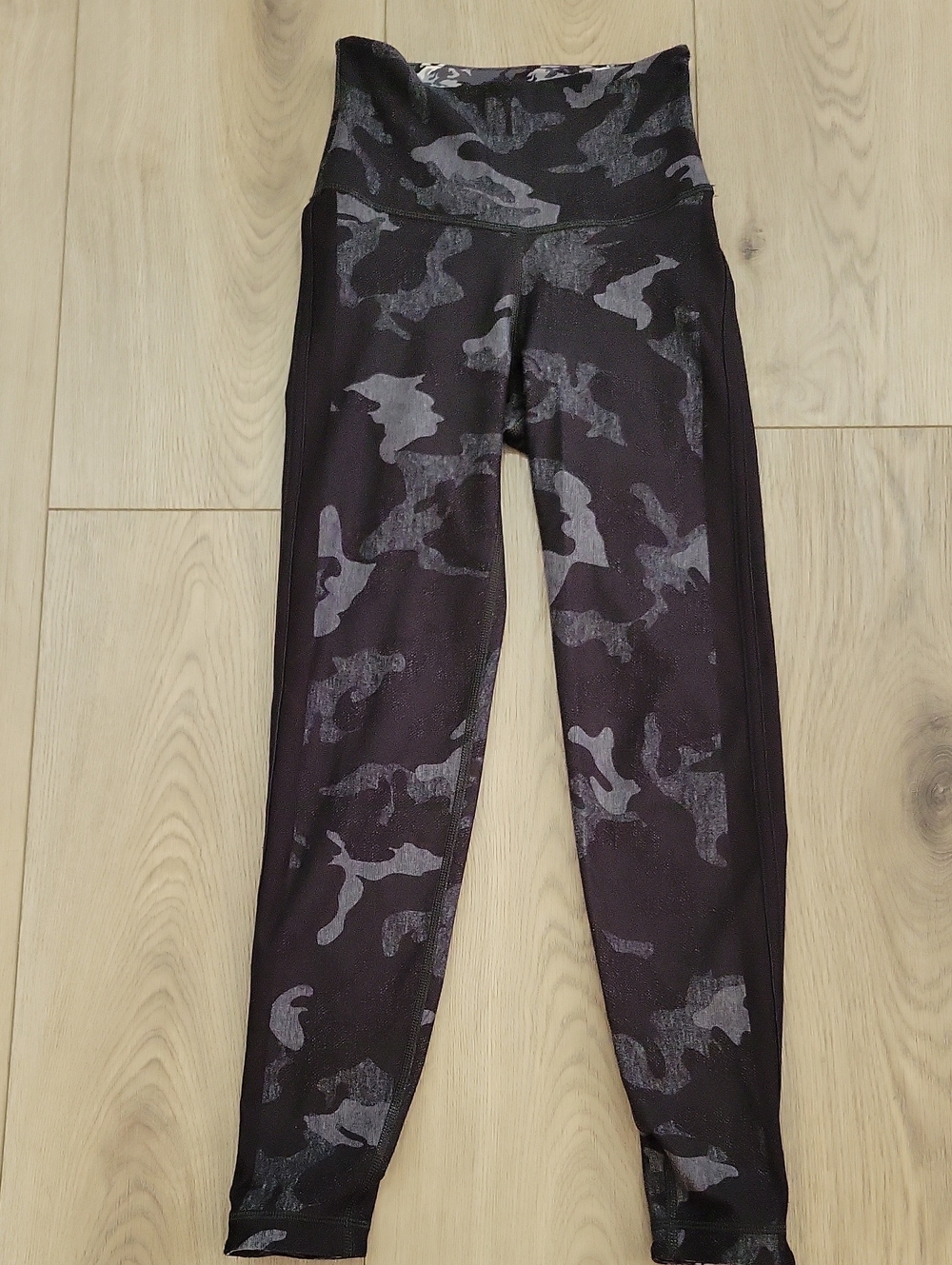 Women's High-Rise Black Camo Leggings